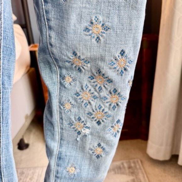 Pilcro Anthropologie Slim Boyfriend Light Wash Gold Embroidered Jeans - Picture 7 of 16